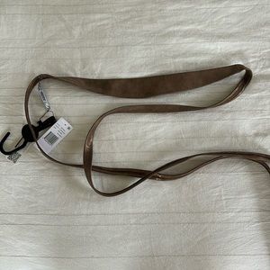 NWT Ada belt truffle bronze